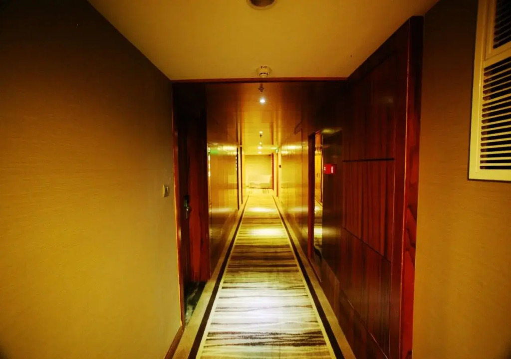 Manhattan Hotel