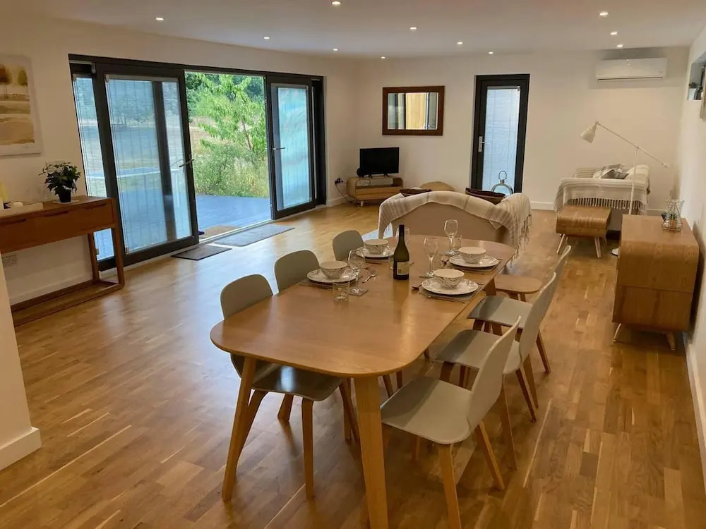Countryside Annex- Sleeps 2, Free Parking & Garden
