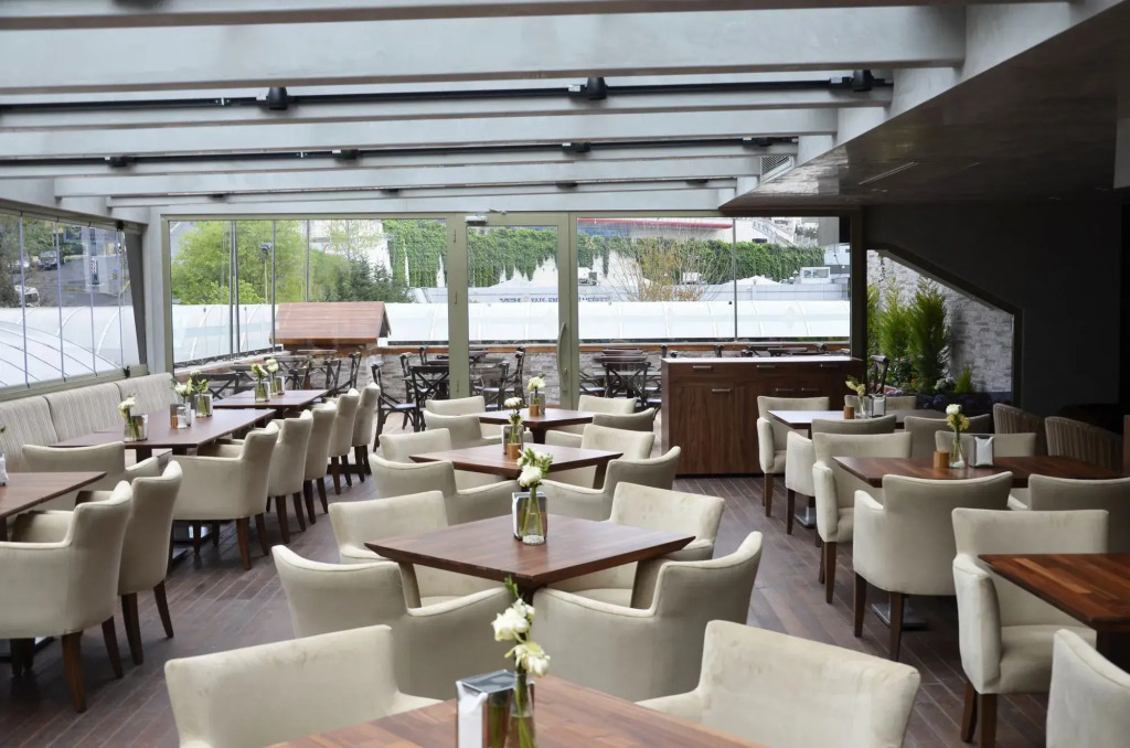 Orya Hotel