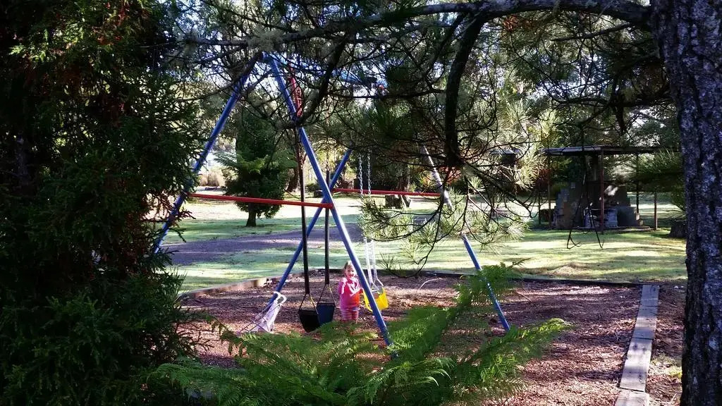 Zeehan Bush Camp