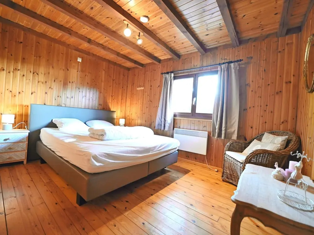 Chalet in Somme-leuze With Stunning Garden