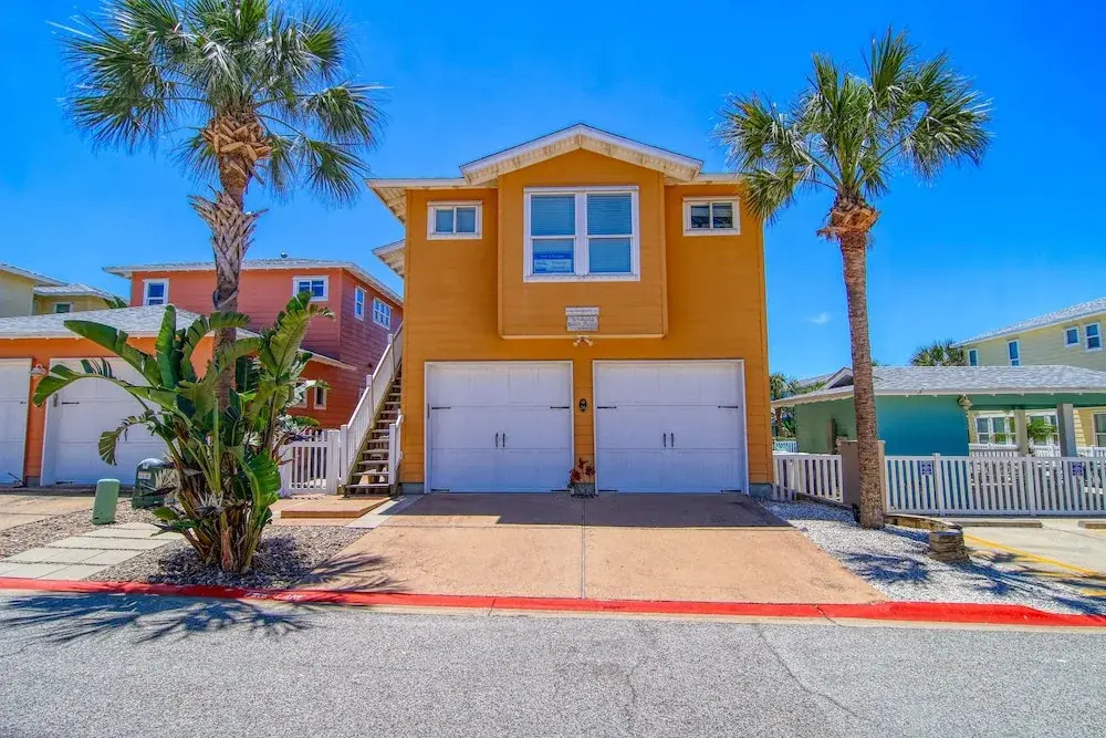 The Friday Life Vw26 5 Bedrooms 4.5 Bathrooms Condo