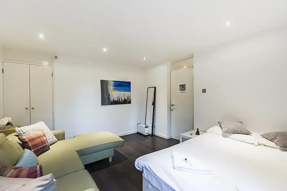 Double Room, Amazing and Cozy Near Kennington