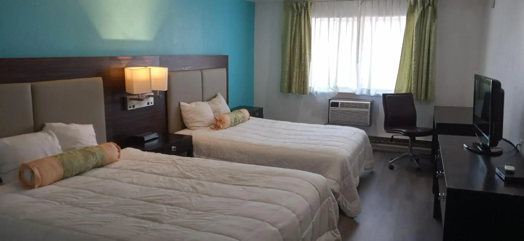 Nampa Inn & Suites