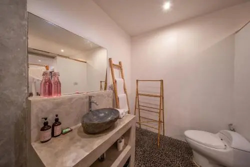 Central Oberoi Seminyak Newly Renovated Villa Riva