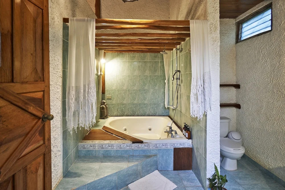 Havana Lodge