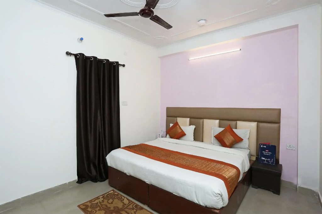 OYO 14919 Hotel Aerosky Palace