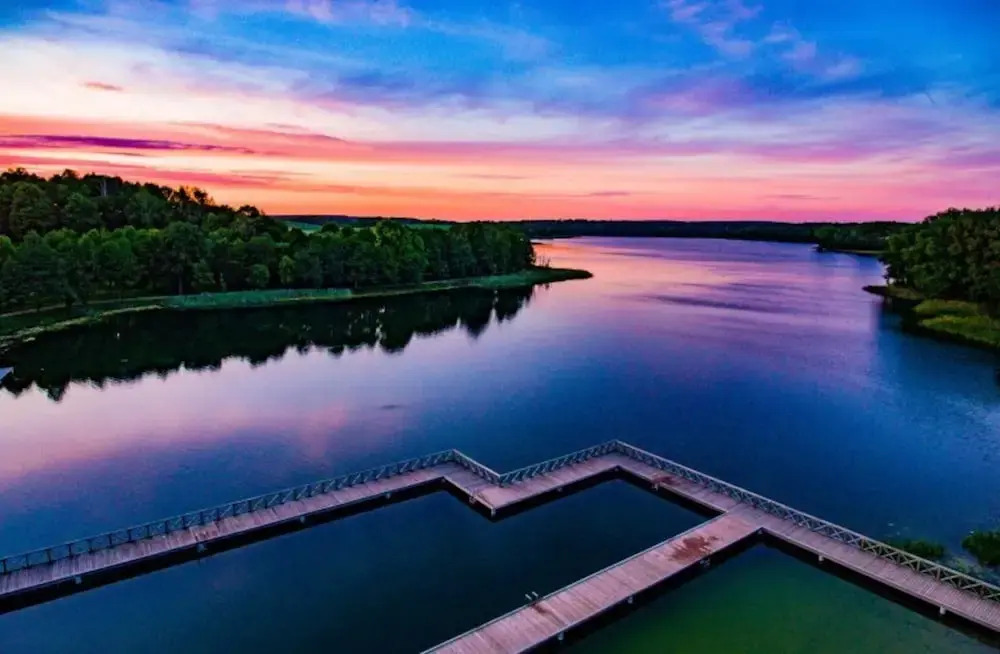 Apartment right on the lake, Ryn