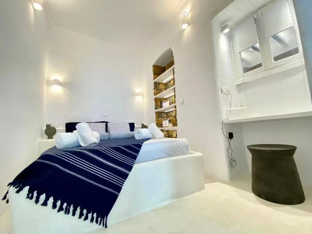 Narkissos, 19th Century Cycladic Stone House