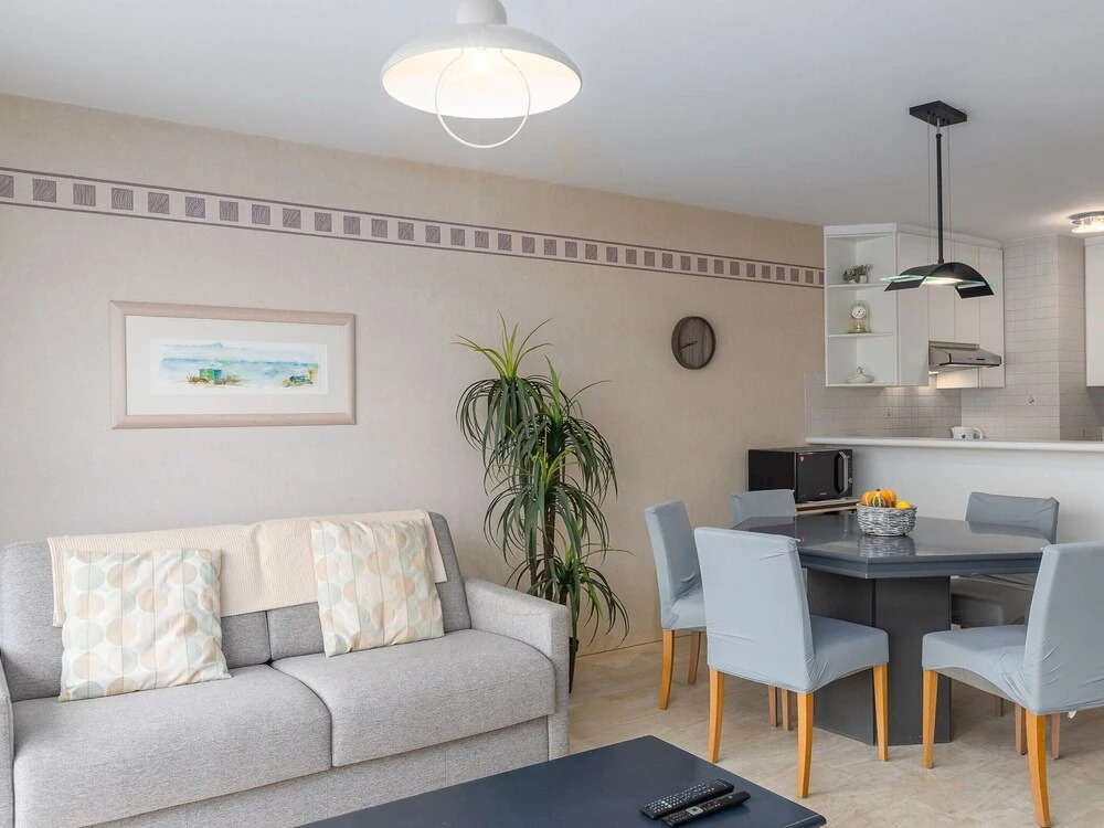 Cozy and spacious apartment on the 1st floor