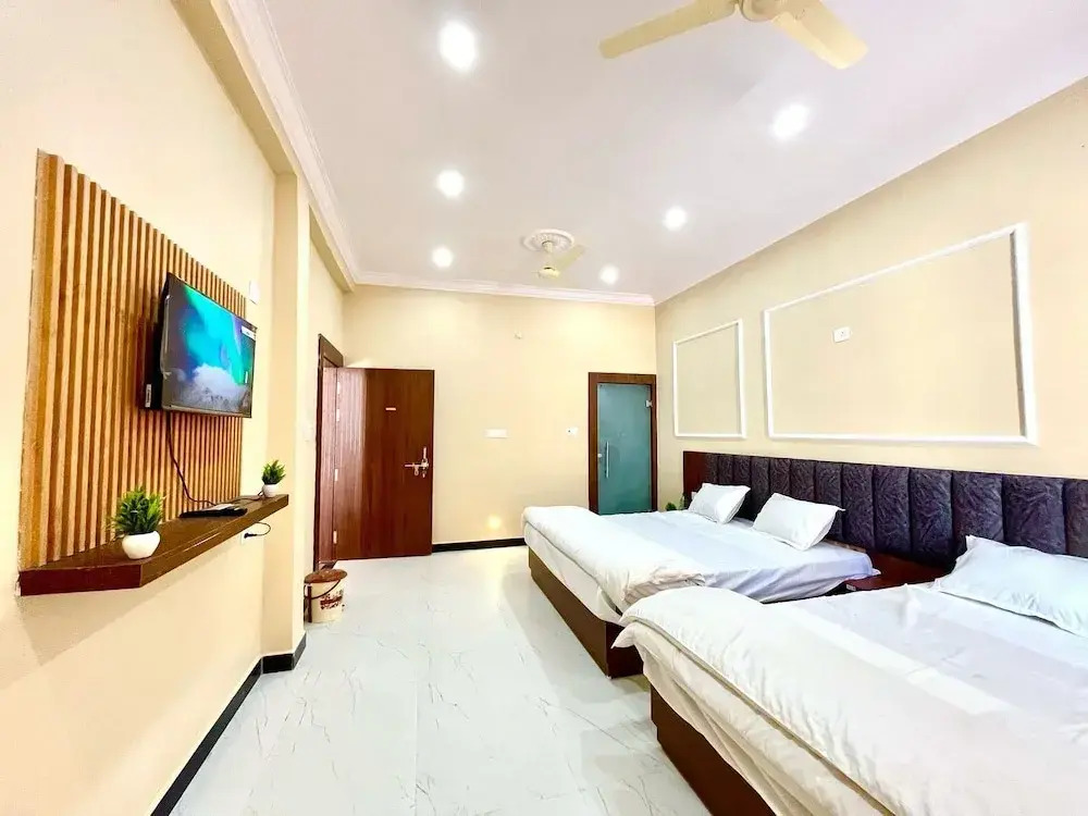 Raghav ji home stay