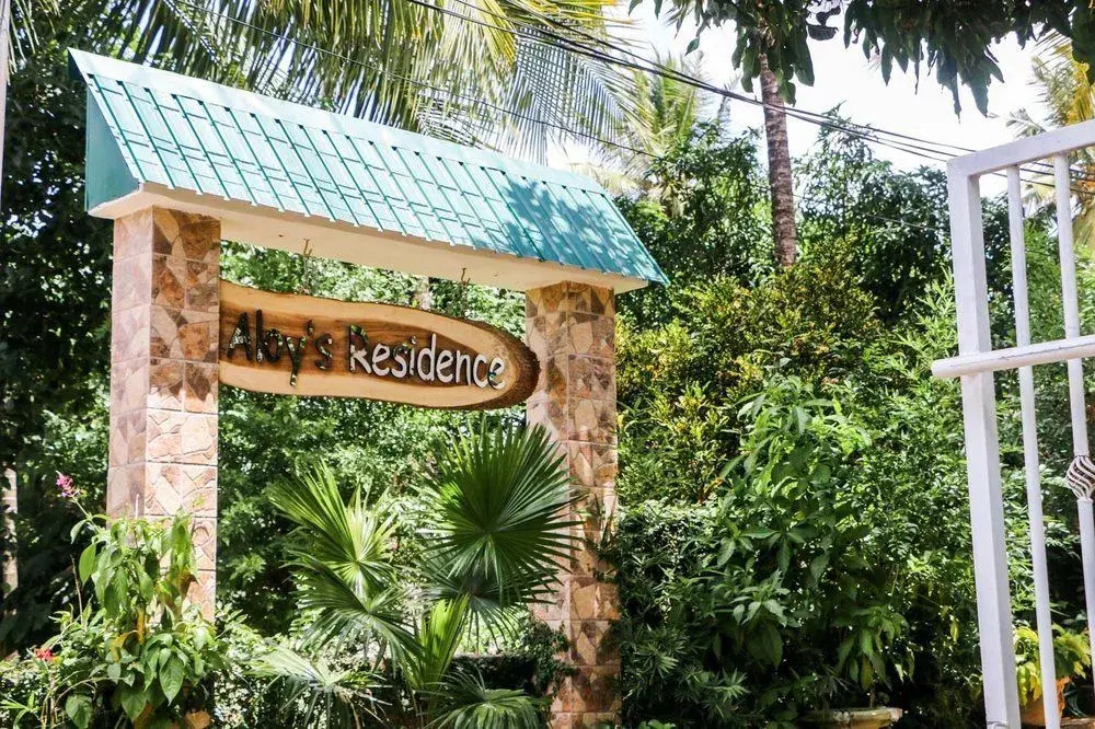 Aloys Residence