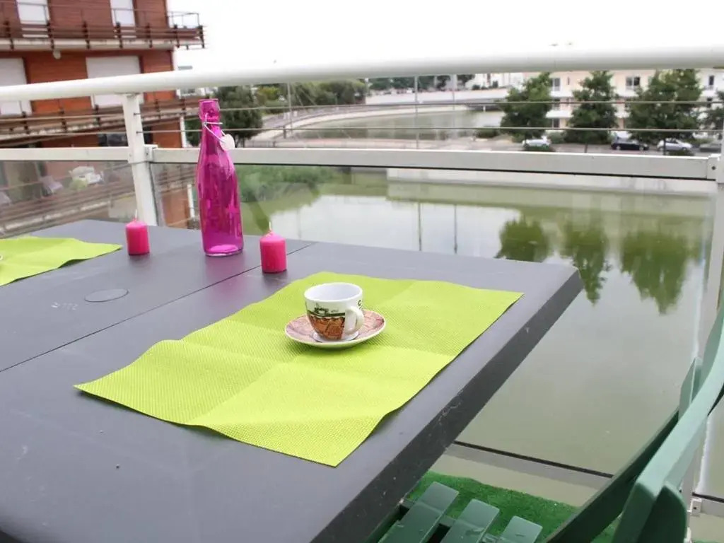 Appartement La Rochelle, 1 pièce, 2 personnes - FR-1-246-48