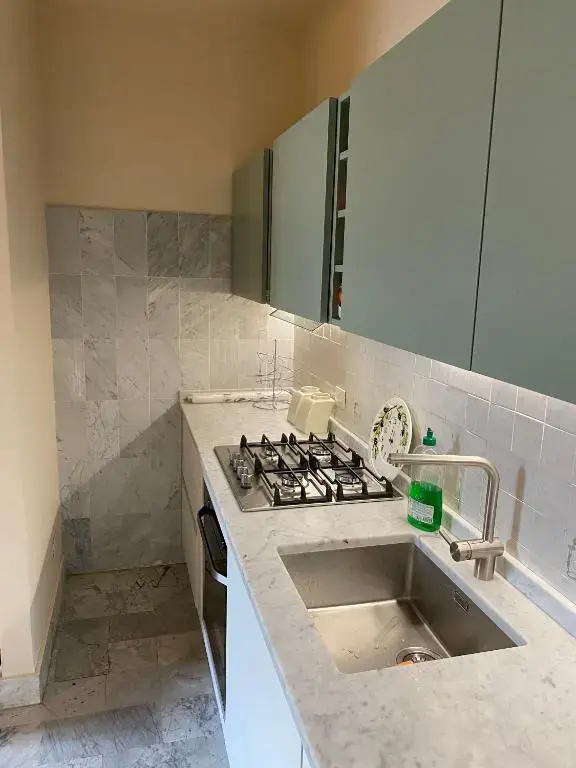 Renovated apartment with 3 bedrooms in an historic palazzo between port and old town