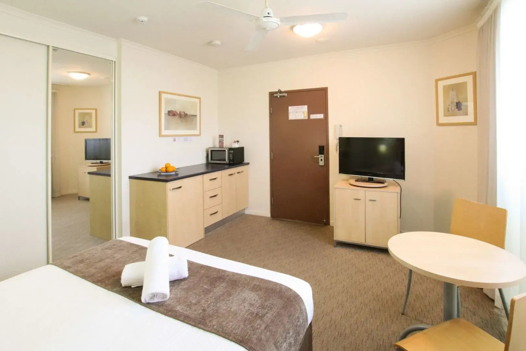 Caloundra Central Apartment Hotel Official