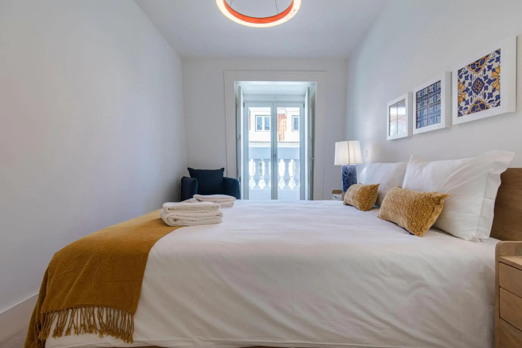 Stunning Apartment in Heart of Lisbon by LovelyStay
