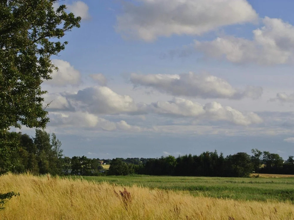 Panoramic Cottage Retreat-By Traum