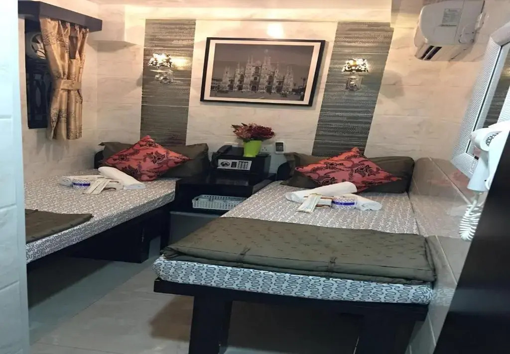 Skyview Hostel