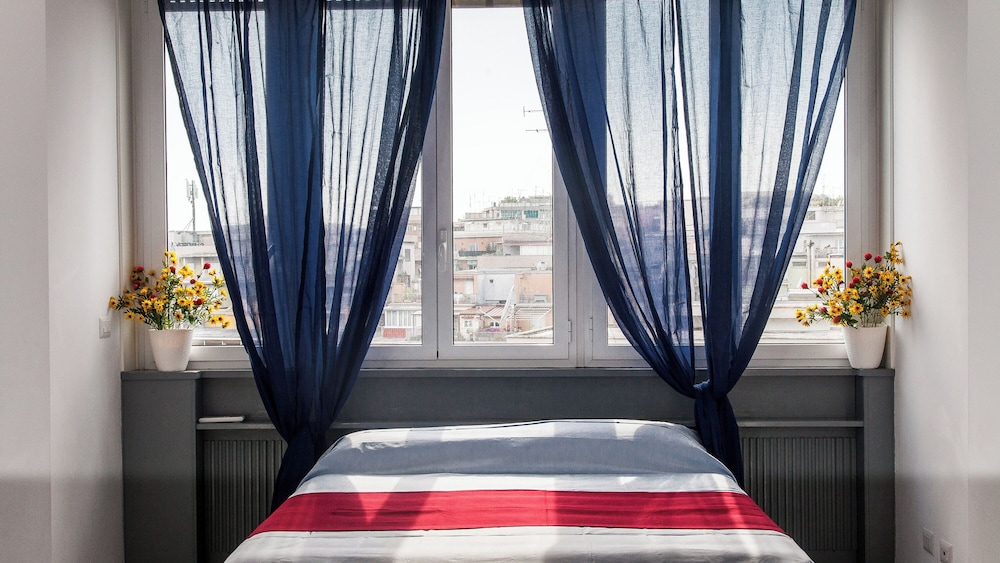 Rental in Rome Quattro Venti Terrace Apartment