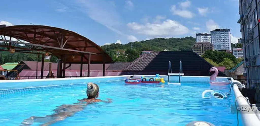 Море