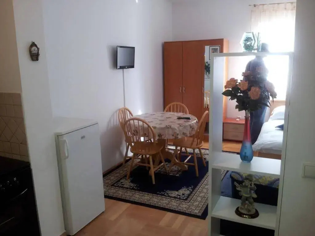 Apartment Ariana