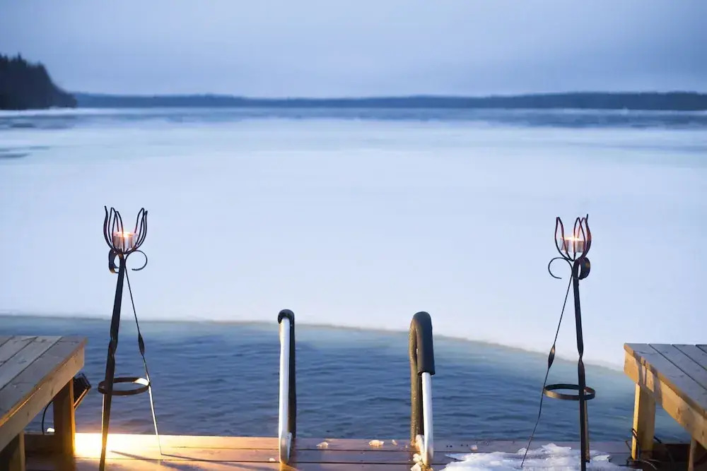 Revontuli Resort Glass Igloos