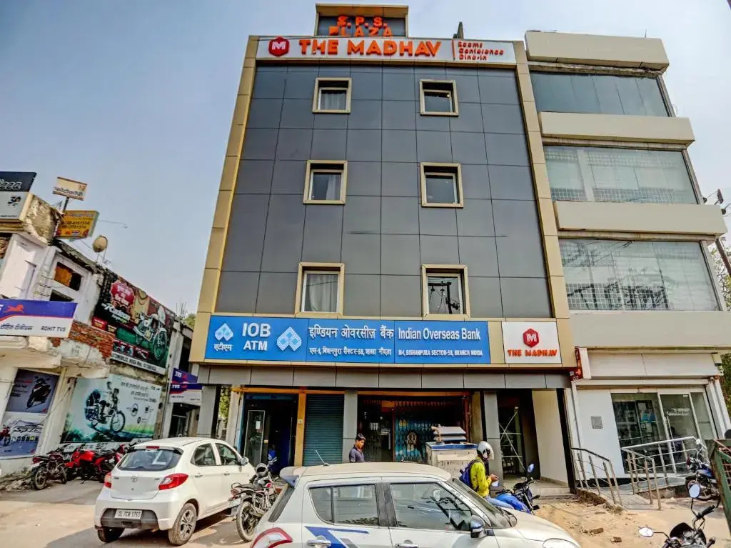 Hotel Noida Grand 58