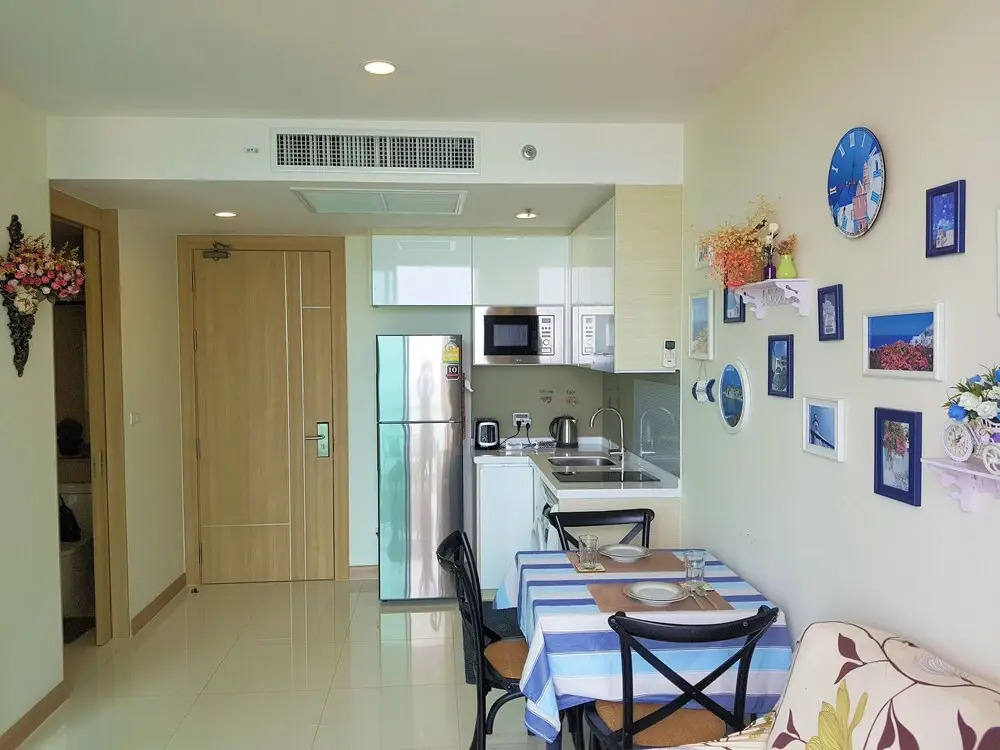 Riviera 1BR Sea View B1608