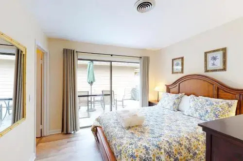 1054 Sparrow Pond Cottage