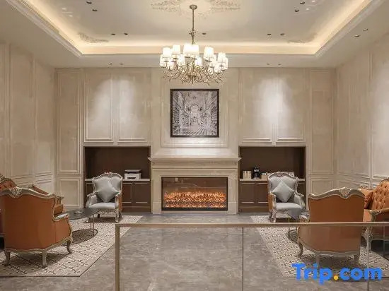 Vienna International Hotel (Chongqing Rongchang North High-speed Railway Station)