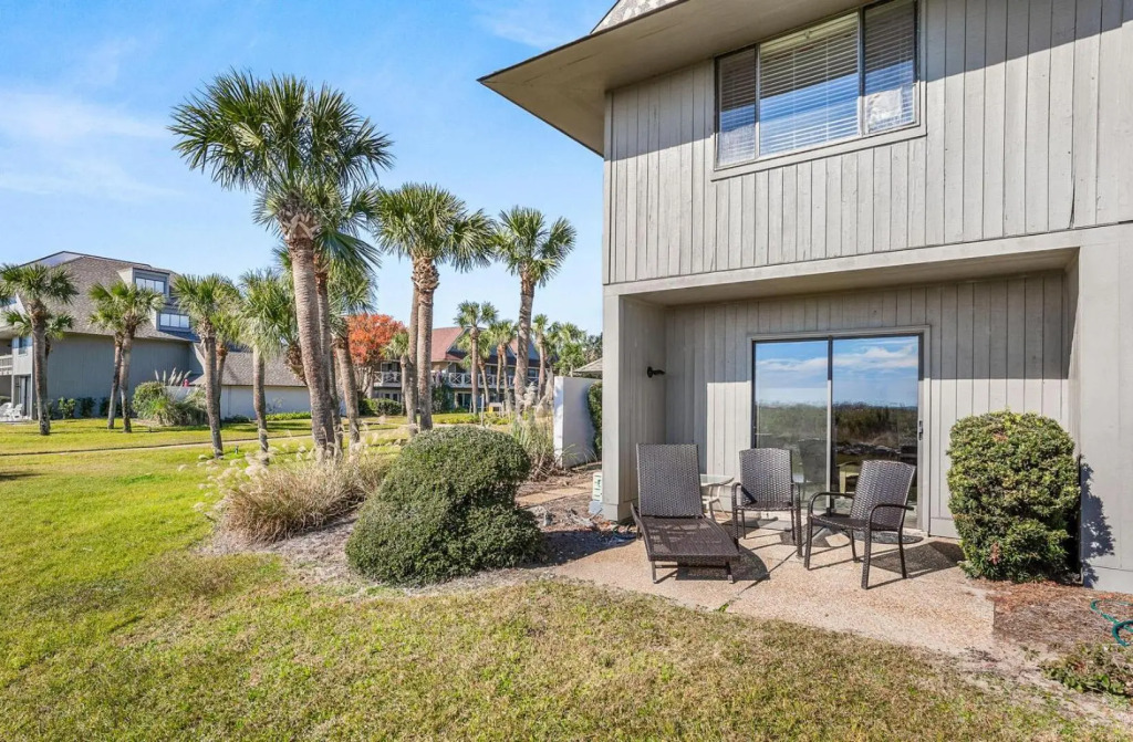 411 Capt John Fripp Villa