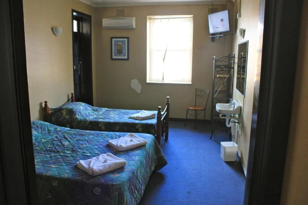 Belmore Hotel Maitland