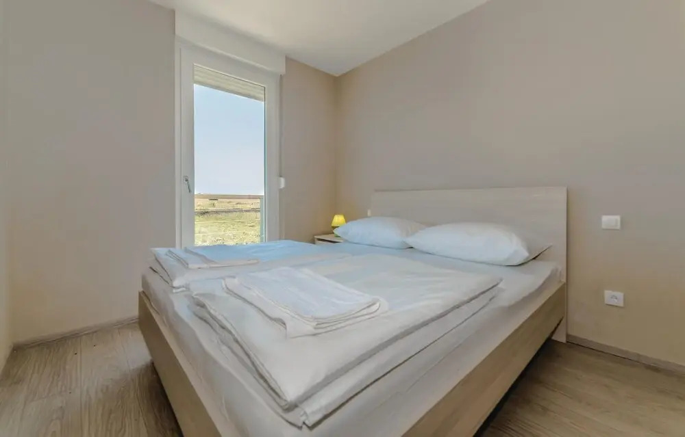 Amazing Home in Povljana With Wifi and 2 Bedrooms