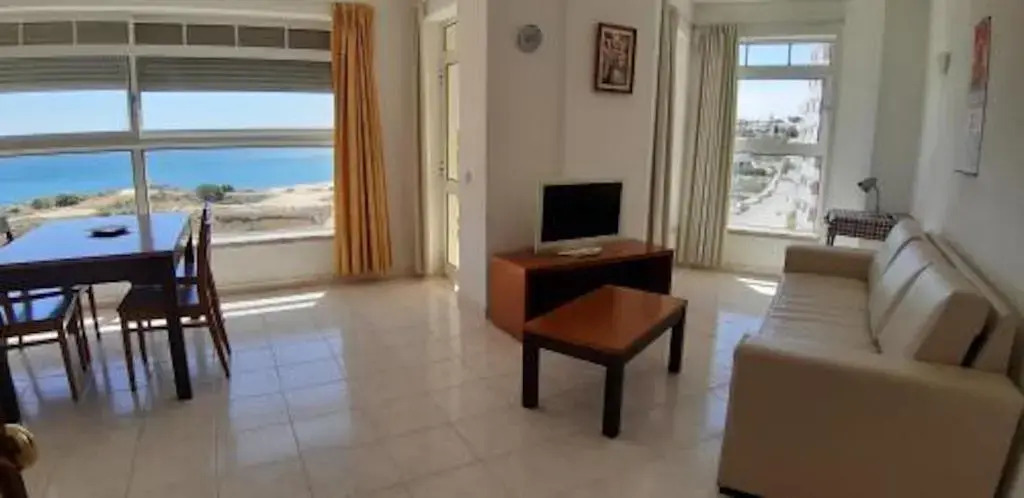 Camões 4ºE - Vista Mar