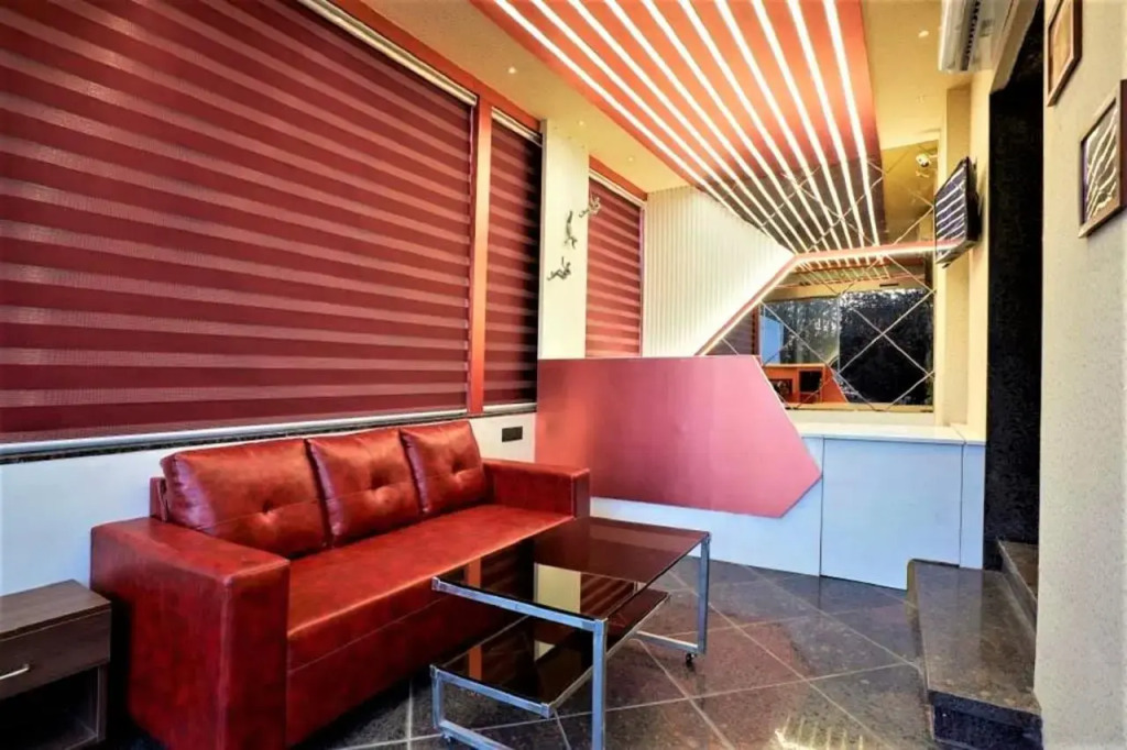 Hotel Rose Gold