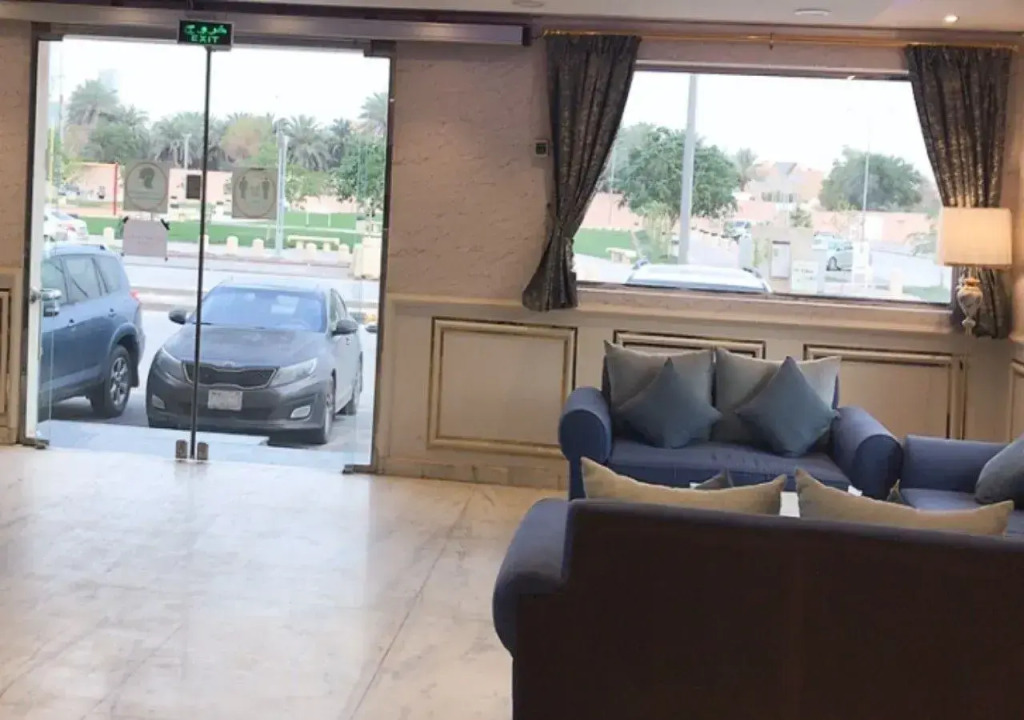 ساحة الخليج للشقق المخدومة الملقا
