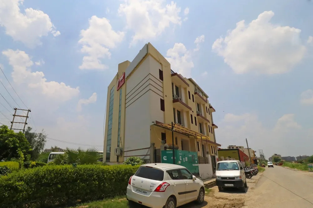 OYO 404 Hotel BlueBell