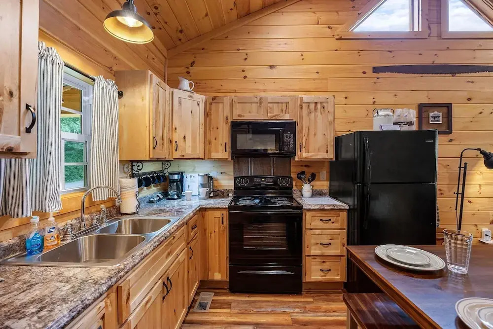 The Homestead 2 Bedroom Cabin