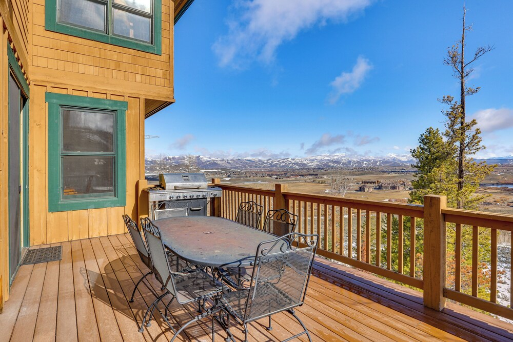 Private Hot Tub: Scenic Granby Vacation Rental!