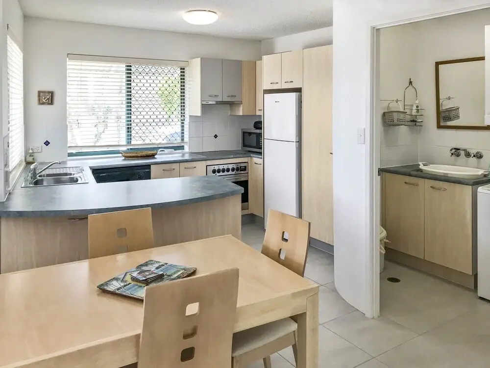 Kings Way Apartments