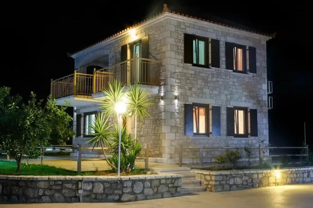 Glyfada Villas ||