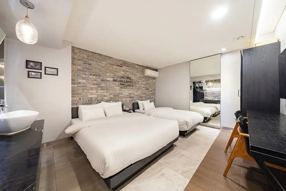 Jamsil Raum Tourist Hotel