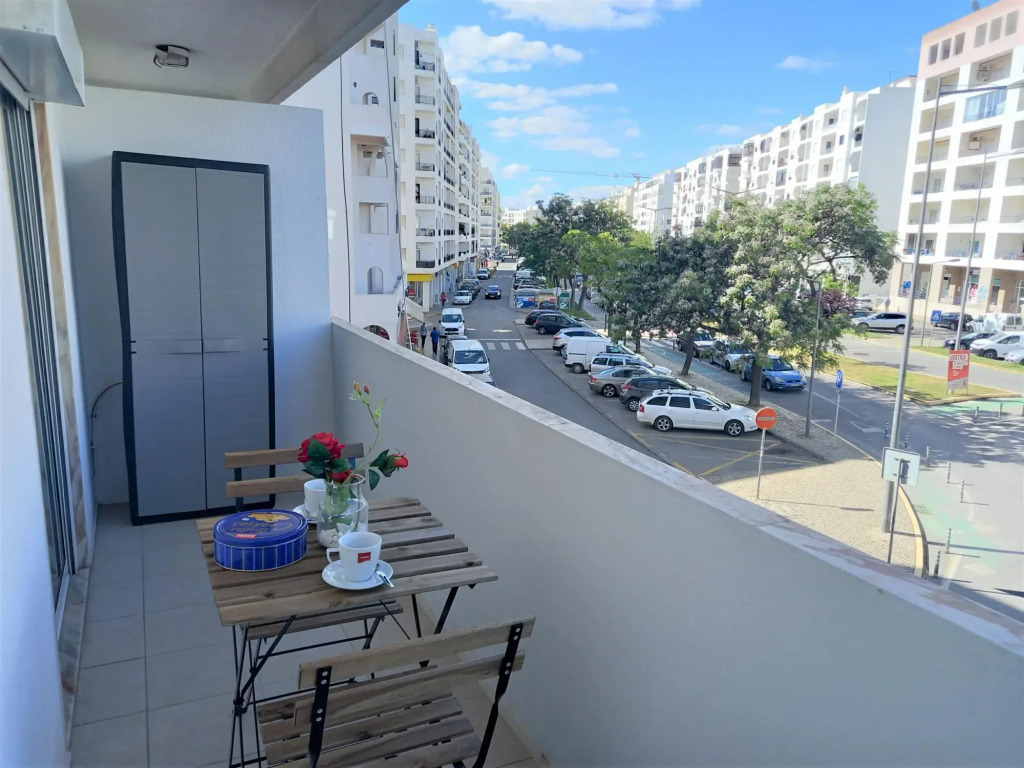 T0 Miratlantico 2C- 80mt Praia & WIFI