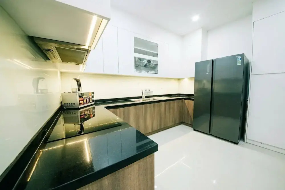 Sunwah Pearl Suites