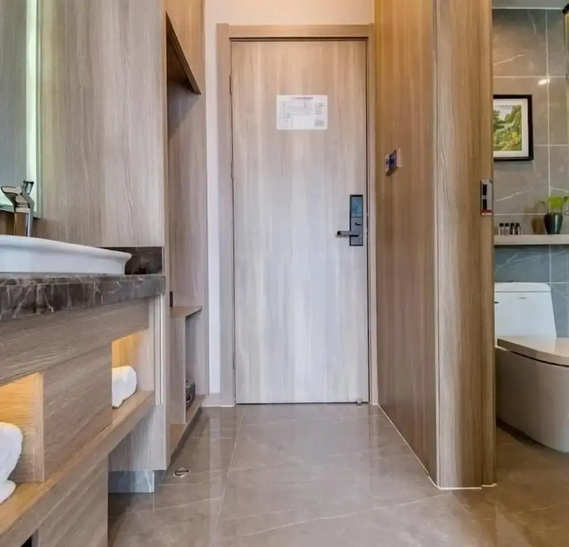 Vyluk J Hotel National Plaza Xinping