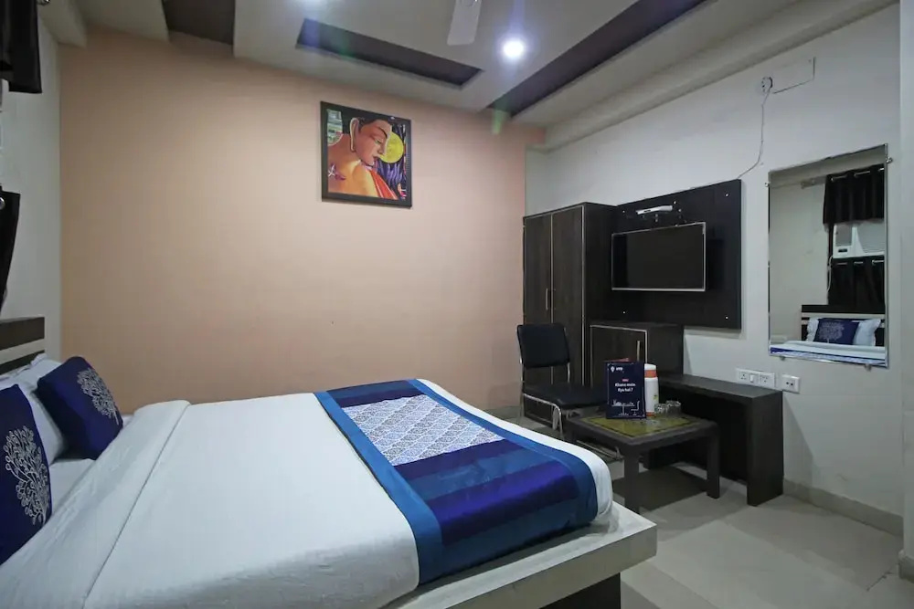 OYO 7773 Hotel Simran Palace