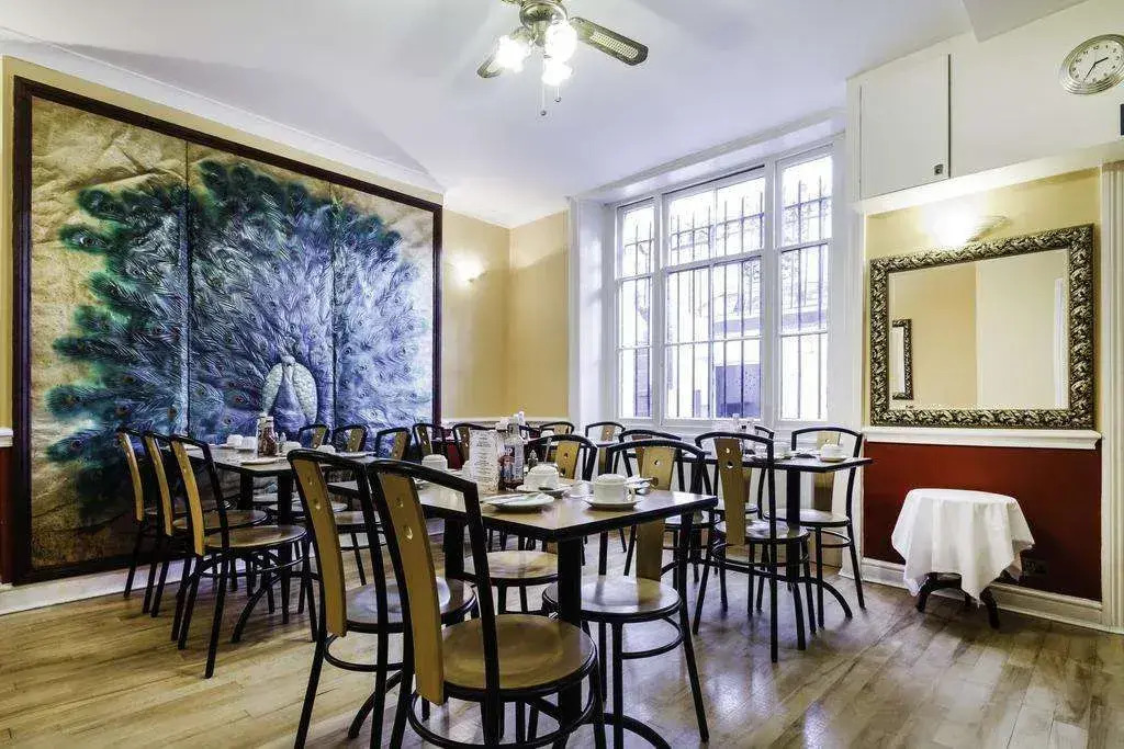 Tudor Court Hotel