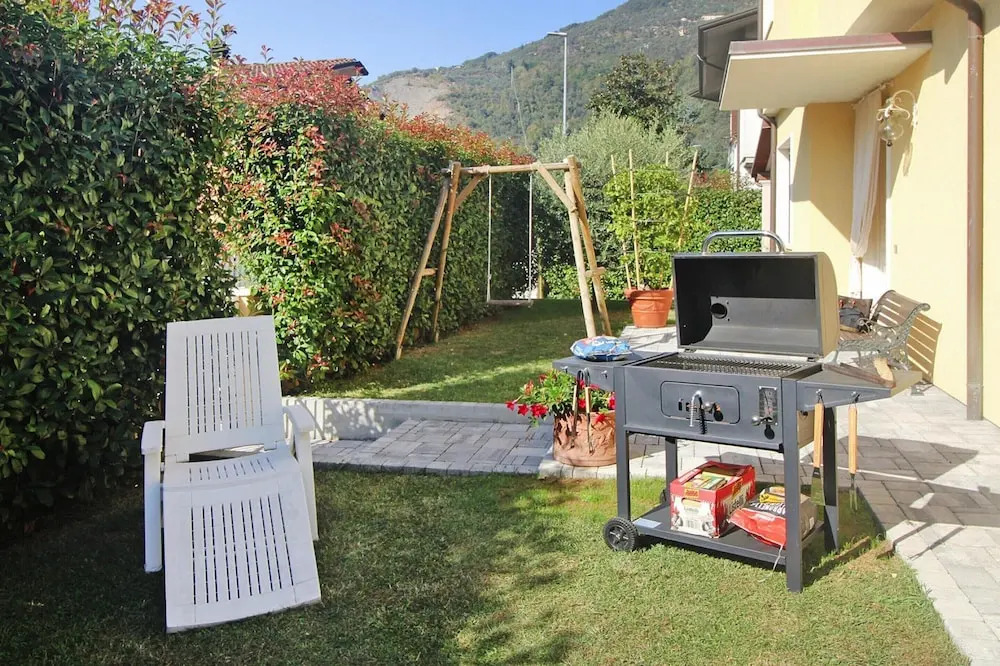 Villa in Camaiore near Sandy Beaches