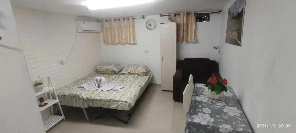Yair room apartment