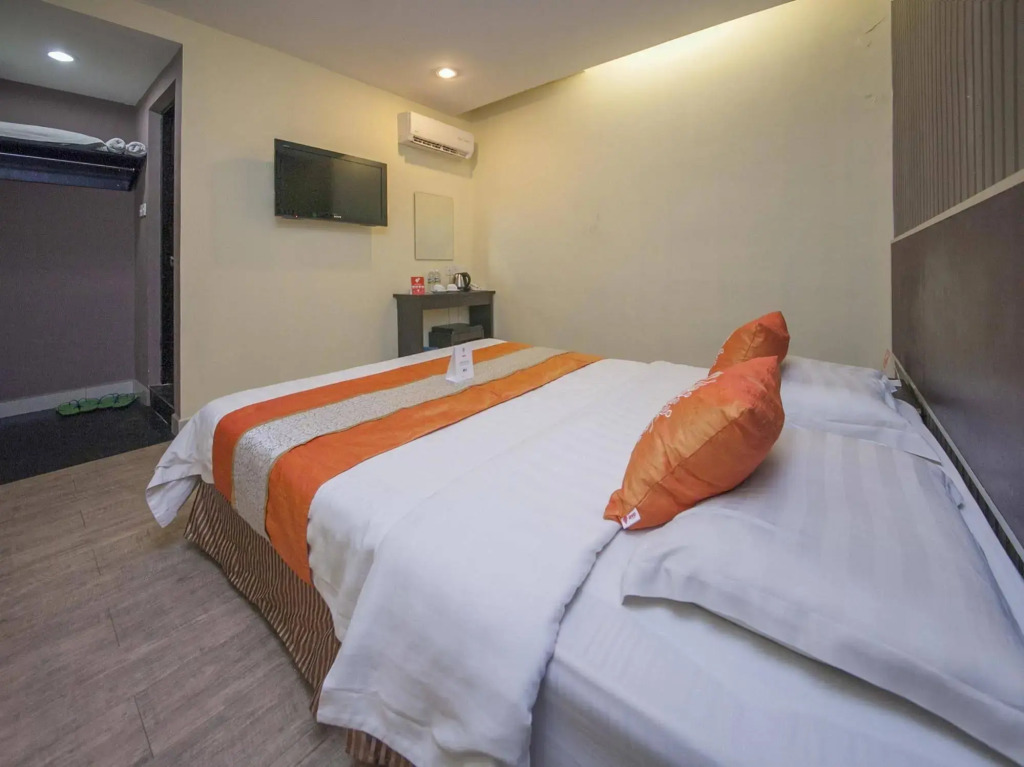 OYO Rooms Near Tanjung Aru Beach